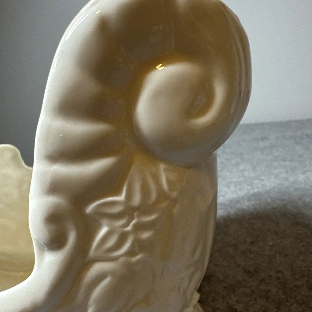 Vintage Belleek Irish Porcelain Sleigh Centerpiece Planter Christmas Shamrocks